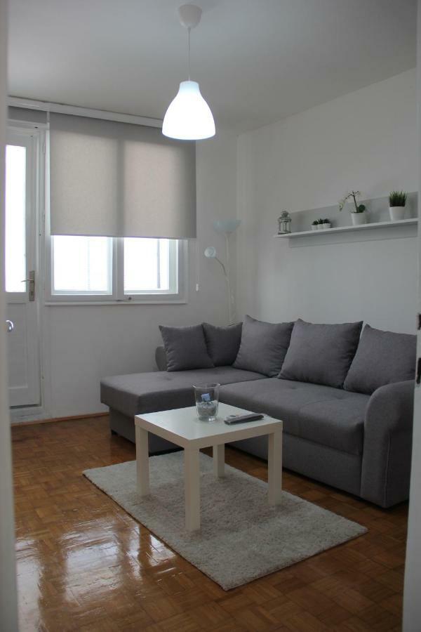 Apartman Kej Pirot Exteriér fotografie