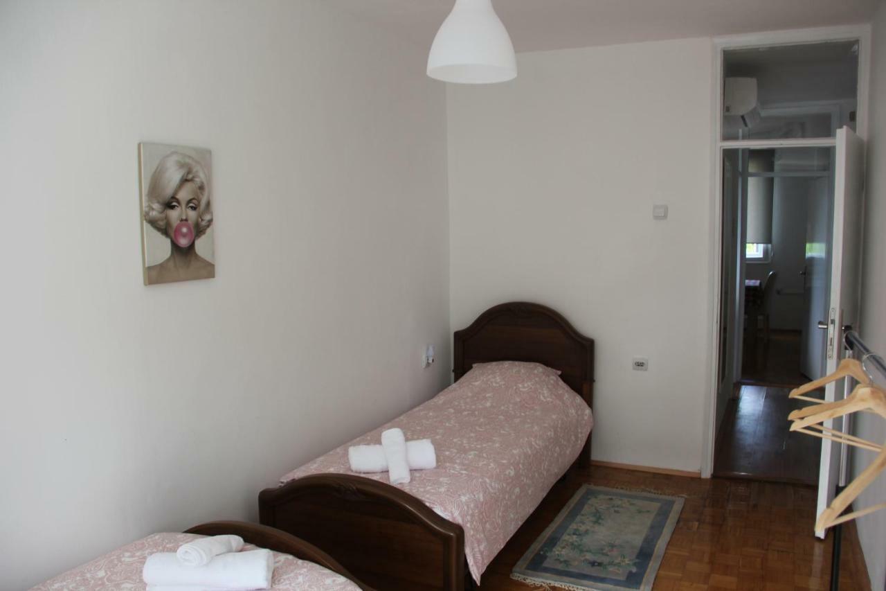 Apartman Kej Pirot Exteriér fotografie