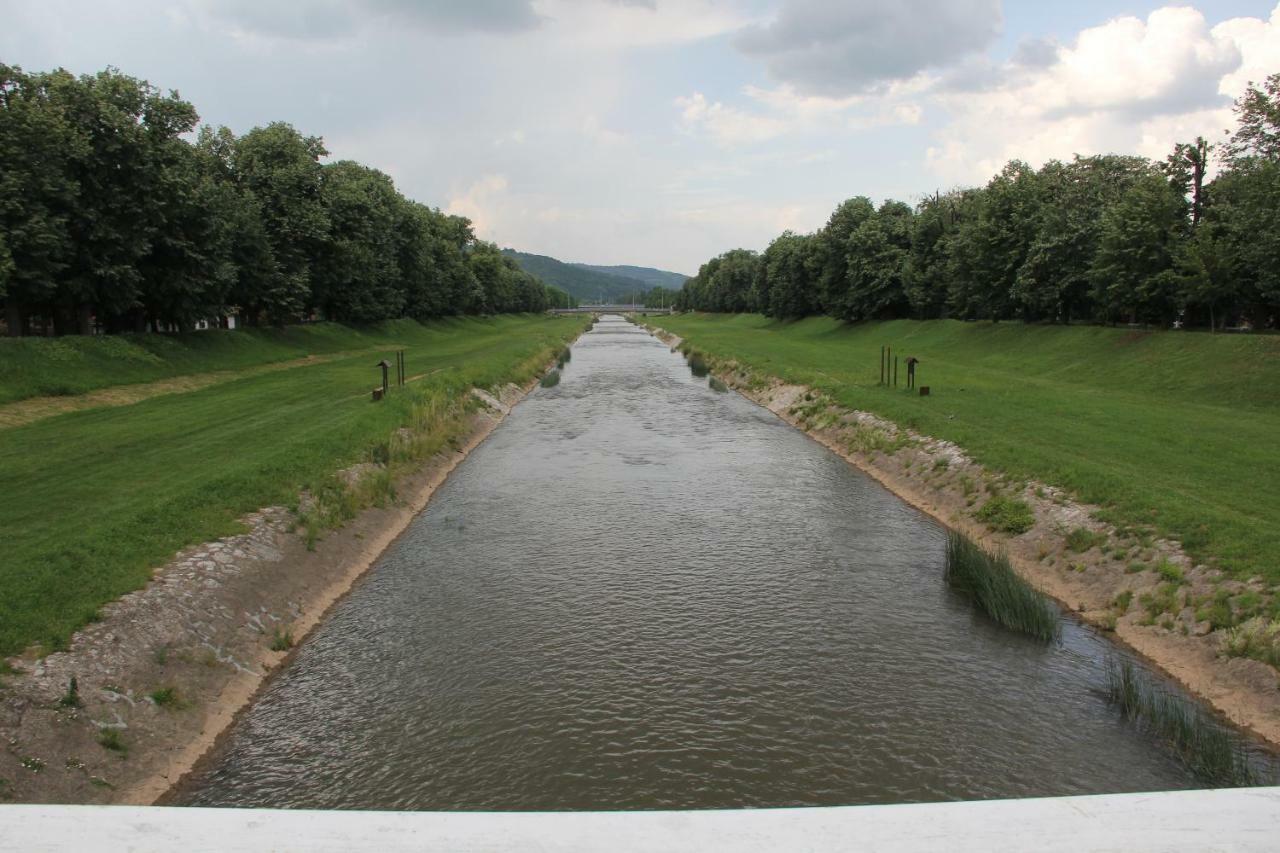 Apartman Kej Pirot Exteriér fotografie