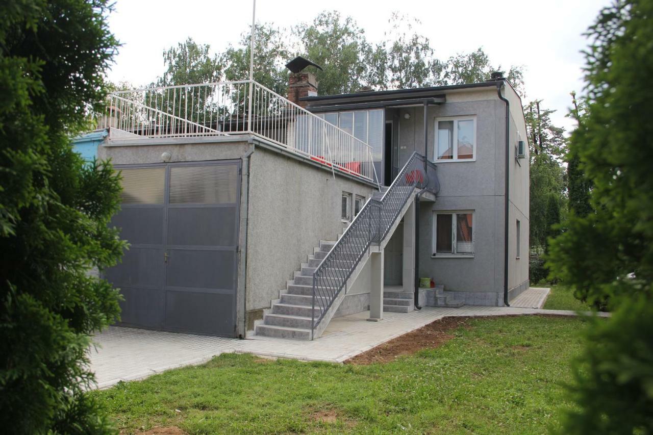Apartman Kej Pirot Exteriér fotografie